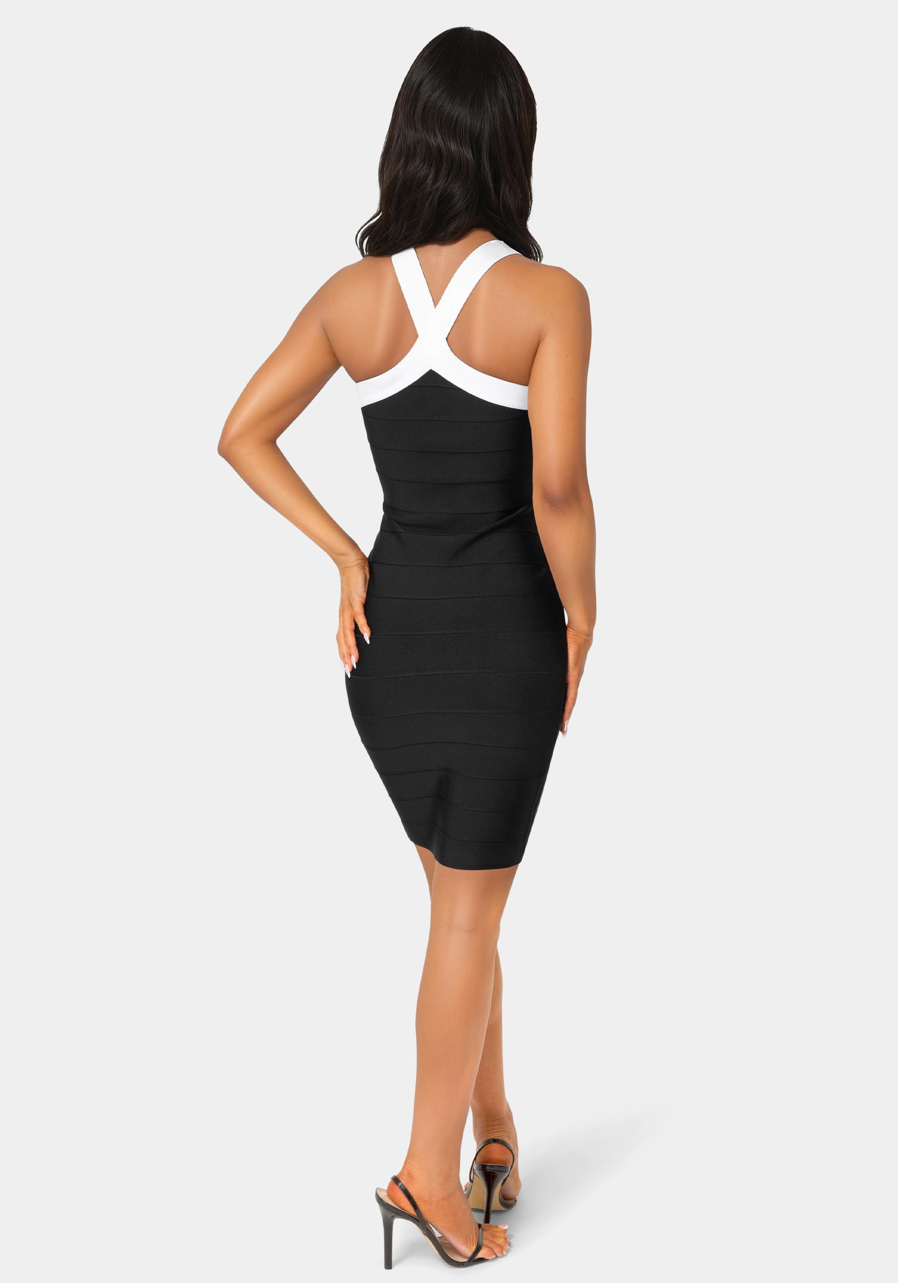 BEBE2244_Black_White_3_3926be4f-72f0-4ee7-96ae-e23b4702d9e8.jpg