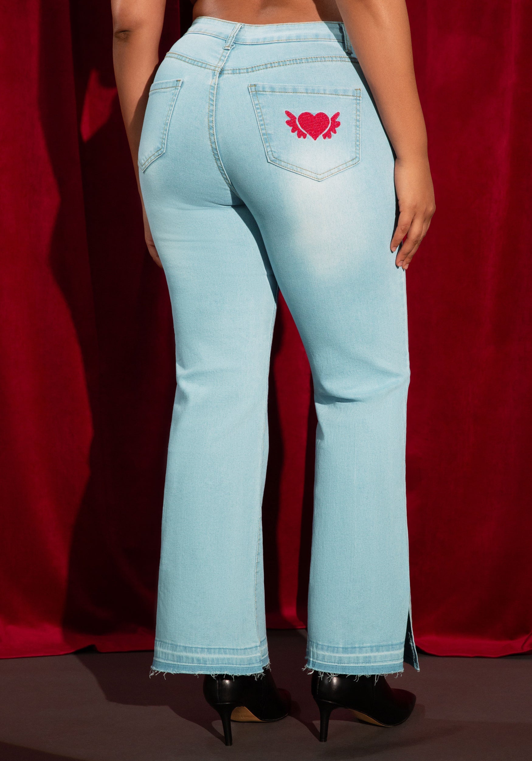 biz-85_light-blue_8_23a381d4-dfc0-4023-b4d9-5afdb5565845.jpg
